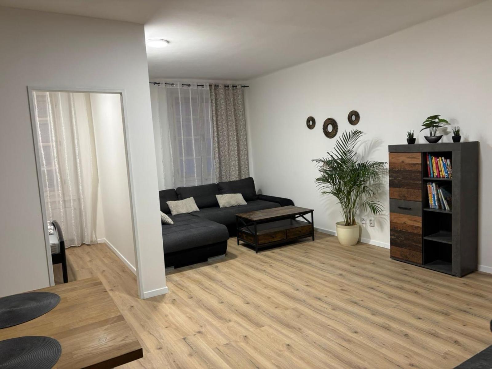 Apartment Am Schlosspark 2 Хеб Экстерьер фото